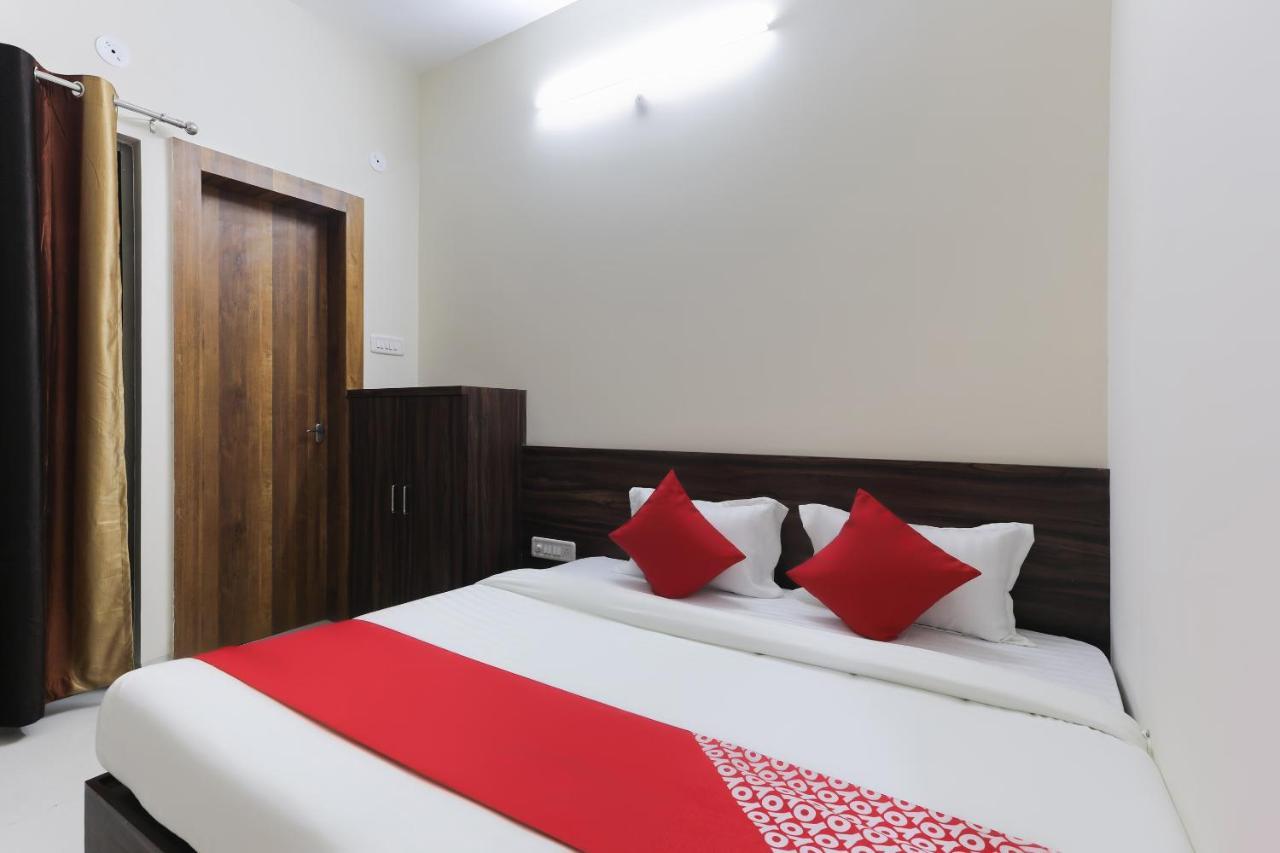 Hotel O La Flora Індаур Екстер'єр фото