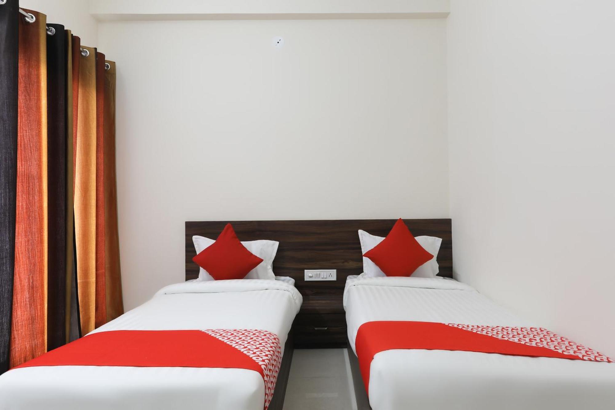 Hotel O La Flora Індаур Екстер'єр фото