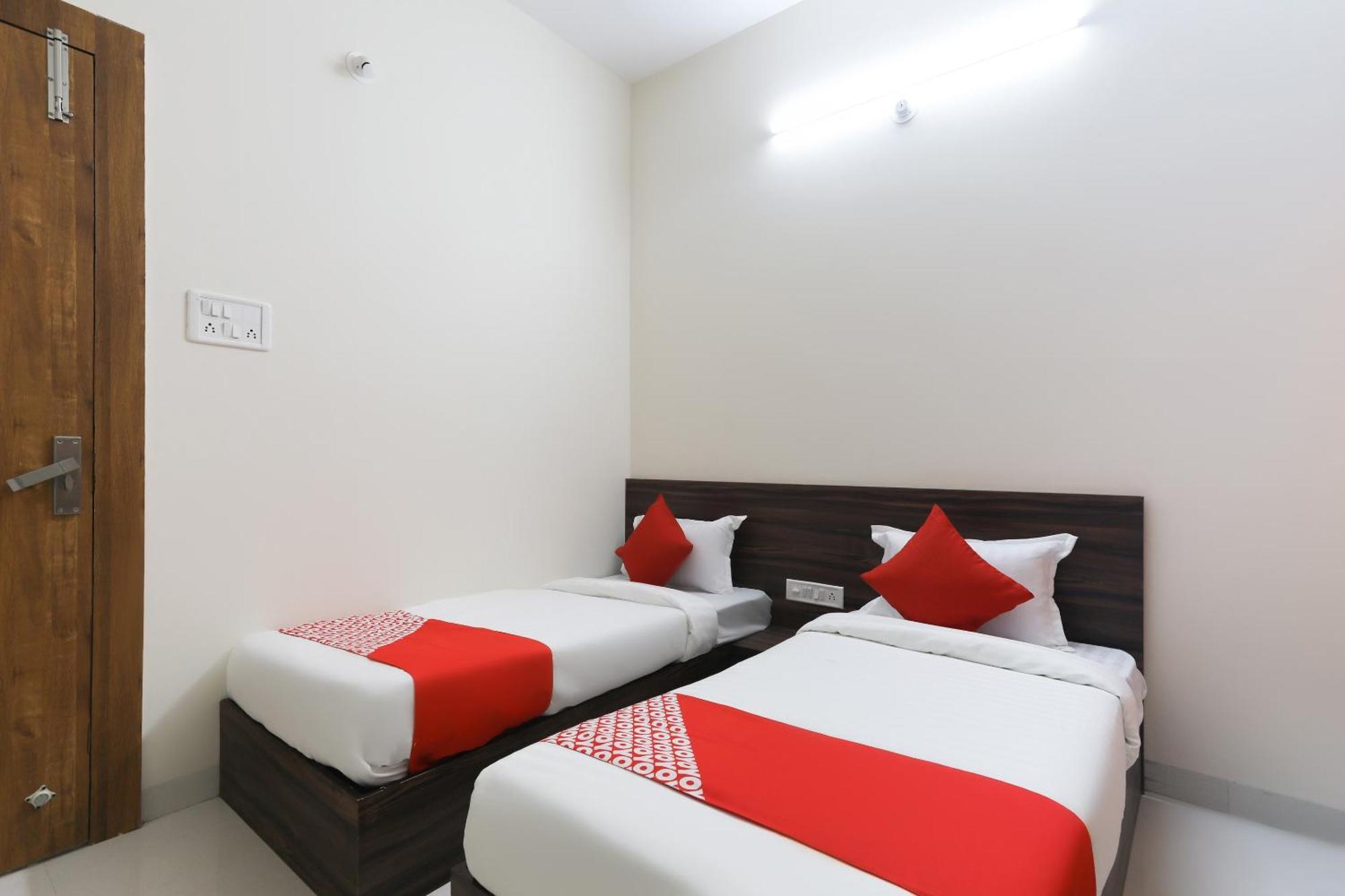Hotel O La Flora Індаур Екстер'єр фото